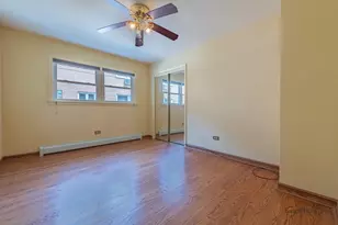 8465 W Berwyn Ave, Chicago, IL 60656 - Photo 15