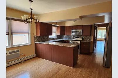 8465 W Berwyn Avenue #1, Chicago, IL 60656 - Photo 7