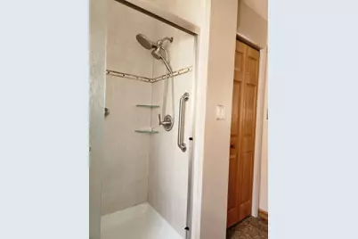 8465 W Berwyn Avenue #1, Chicago, IL 60656 - Photo 15