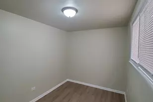 7445 W 64th St, Summit, IL 60501 - Photo 23