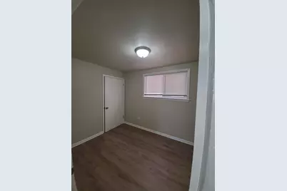 7445 W 64th Street, Summit, IL 60501 - Photo 19