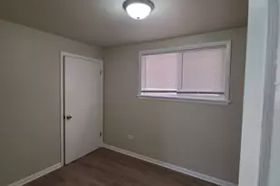 7445 W 64th St, Summit, IL 60501 - Photo 19