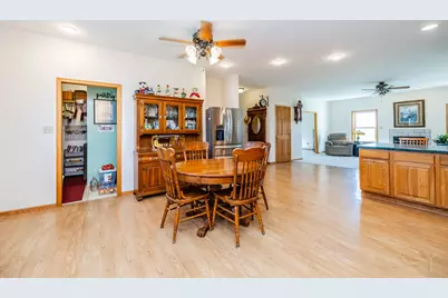 9208 N 14500E Road, Grant Park, IL 60940 - Photo 17