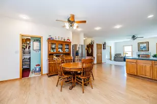 9208 N 14500E Rd, Grant Park, IL 60940 - Photo 17