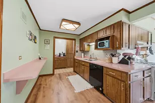 11647 S Tripp Ave, Alsip, IL 60803 - Photo 5