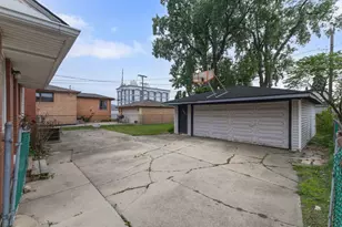 4821 W 105th St, Oak Lawn, IL 60453 - Photo 17