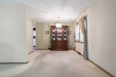 4821 W 105th Street, Oak Lawn, IL 60453 - Photo 5