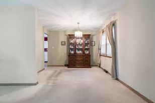 4821 W 105th St, Oak Lawn, IL 60453 - Photo 5