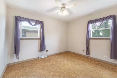 4821 W 105th Street, Oak Lawn, IL 60453 - Photo 7