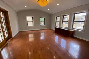 7434 N Seeley Ave, Chicago, IL 60645 - Photo 5