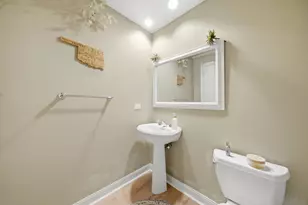 130 N Garland Ct, Chicago, IL 60602 - Photo 7