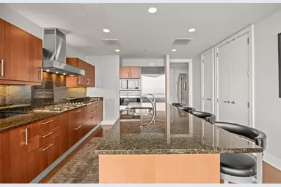 401 N Wabash Avenue #74D, Chicago, IL 60611 - Photo 19