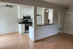 740 Edgelake Point, Schaumburg, IL 60194 - Photo 7