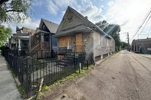 742 N Christiana Ave, Chicago, IL 60624 - Photo 3