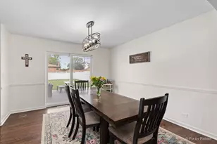 442 Courtesy Ln, Des Plaines, IL 60018 - Photo 5