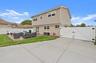 442 Courtesy Ln, Des Plaines, IL 60018 - Photo 27