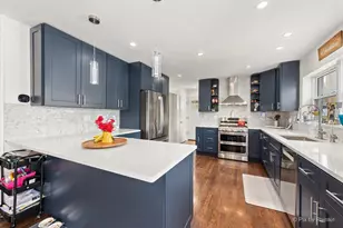 442 Courtesy Ln, Des Plaines, IL 60018 - Photo 7