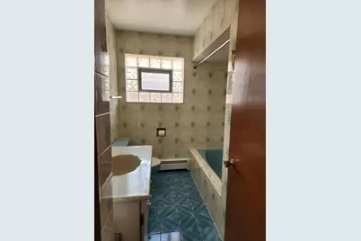 8417 W Berwyn Avenue #2, Chicago, IL 60656 - Photo 17