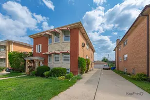 8417 W Berwyn Ave, Chicago, IL 60656 - Photo 1