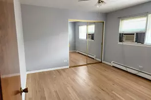 8417 W Berwyn Ave, Chicago, IL 60656 - Photo 11