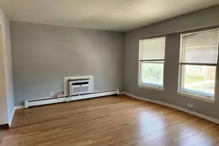 8417 W Berwyn Ave, Chicago, IL 60656 - Photo 5