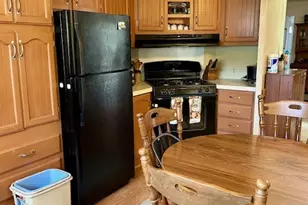 64 Birch Dr, Sandwich, IL 60548 - Photo 3