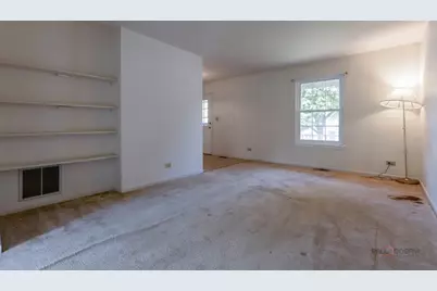 1687 Templeton Court, Mundelein, IL 60060 - Photo 3