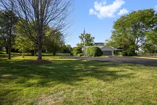 13862 W Adams Road W, Wadsworth, IL 60083 - Photo 43