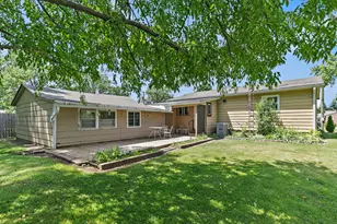 66 E North Ave, Cortland, IL 60112 - Photo 17
