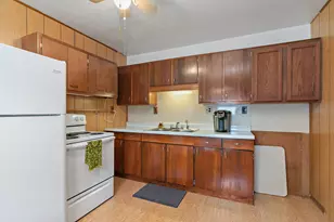 66 E North Ave, Cortland, IL 60112 - Photo 11