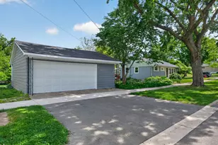 100 N Park St, Westmont, IL 60559 - Photo 21