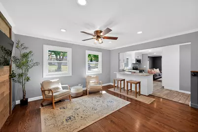 100 N Park Street, Westmont, IL 60559 - Photo 7
