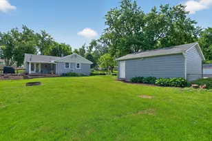 100 N Park St, Westmont, IL 60559 - Photo 23
