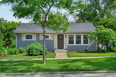 100 N Park Street, Westmont, IL 60559 - Photo 1