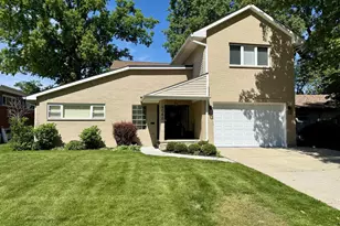 9046 Pottawattami Dr, Skokie, IL 60076 - Photo 1