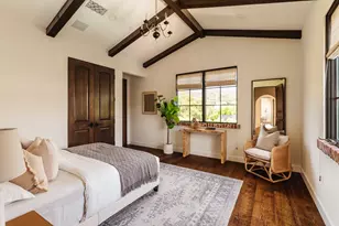 16037 W Junaluska Way, Pacific Palisades, CA 90272 - Photo 25