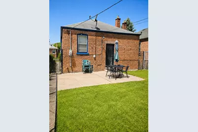 9823 S Drexel Avenue, Chicago, IL 60628 - Photo 13