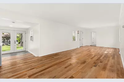1010 Osage Drive, McHenry, IL 60051 - Photo 7