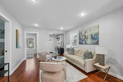 9139 S Oglesby Avenue, Chicago, IL 60617 - Photo 5