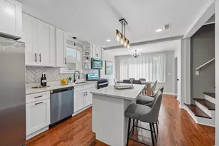 9139 S Oglesby Ave, Chicago, IL 60617 - Photo 3