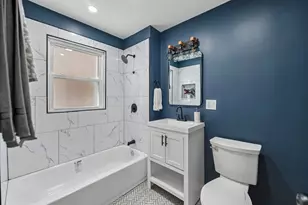 9139 S Oglesby Ave, Chicago, IL 60617 - Photo 9