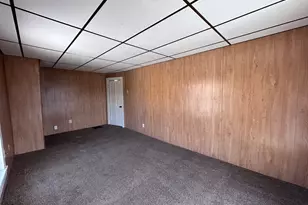 514 E Main St, Hoopeston, IL 60942 - Photo 11
