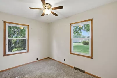 1014 Steinman Street, Dixon, IL 61021 - Photo 7