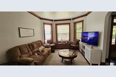 3823 N Bernard Street, Chicago, IL 60618 - Photo 3
