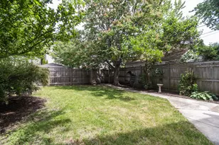 4519 N Sacramento Ave, Chicago, IL 60625 - Photo 23