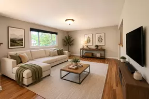 5N087 Mary Ct, Saint Charles, IL 60175 - Photo 5