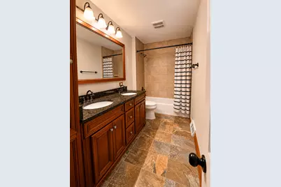 5N087 Mary Court, Saint Charles, IL 60175 - Photo 13