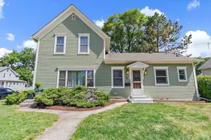 1 Adams St, East Dundee, IL 60118 - Photo 1