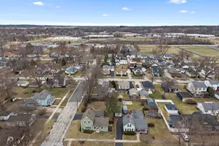 1 Adams St, East Dundee, IL 60118 - Photo 31