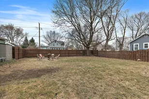 1 Adams St, East Dundee, IL 60118 - Photo 25